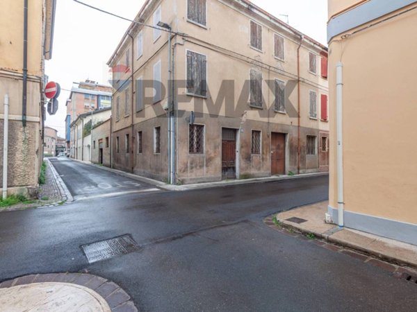 casa indipendente in vendita a Carpi
