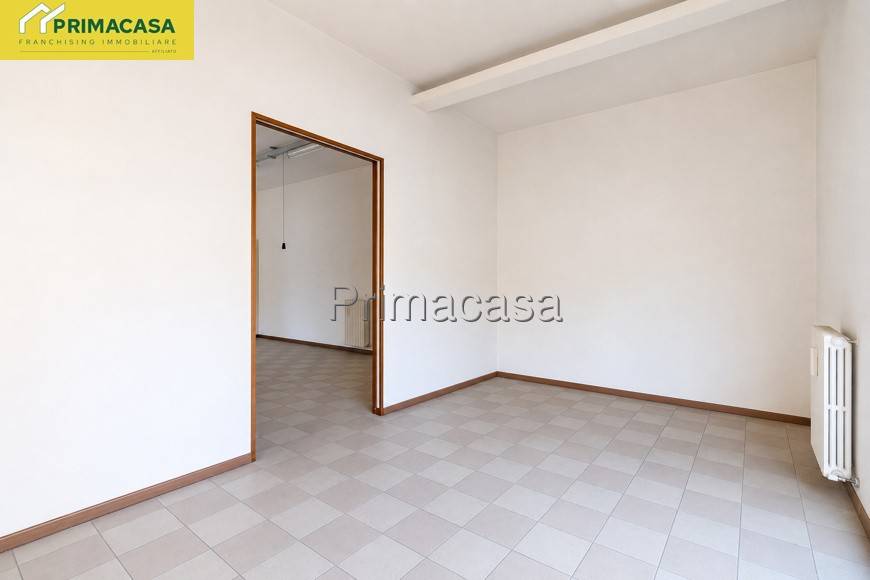 negozio in vendita a Carpi