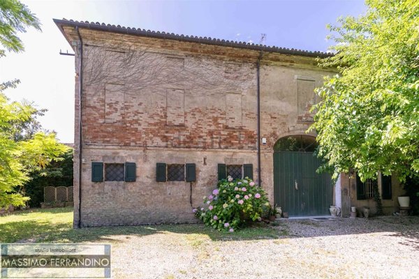 casa indipendente in vendita a Carpi in zona Budrione