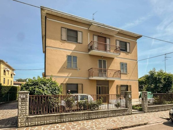 casa indipendente in vendita a Carpi in zona Santa Croce