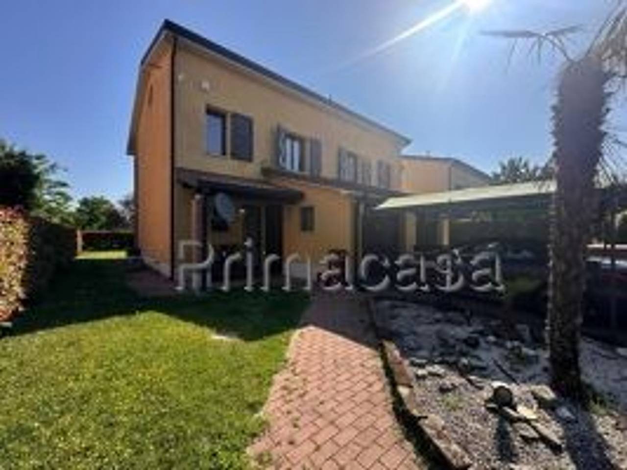 casa indipendente in vendita a Carpi in zona Cibeno Pile