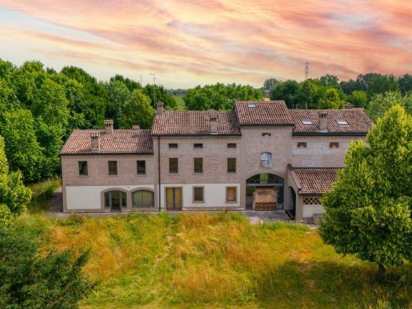 casa indipendente in vendita a Carpi in zona San Marino