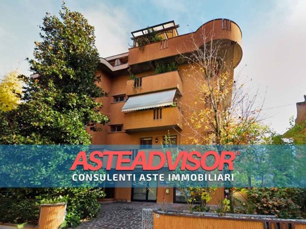 ufficio in vendita a Carpi in zona Centro Storico