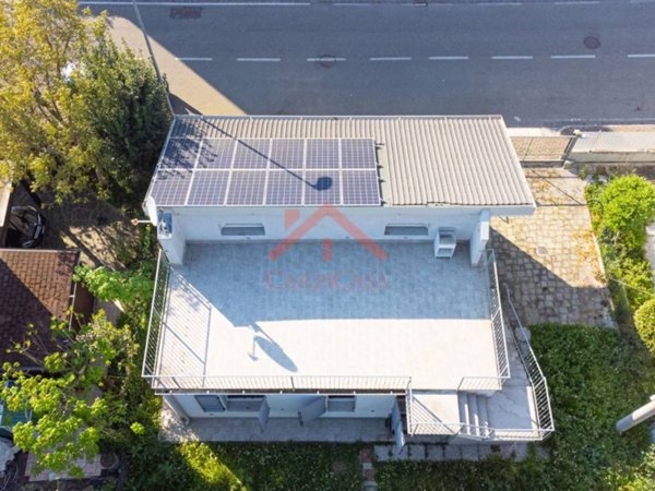 casa indipendente in vendita a Carpi