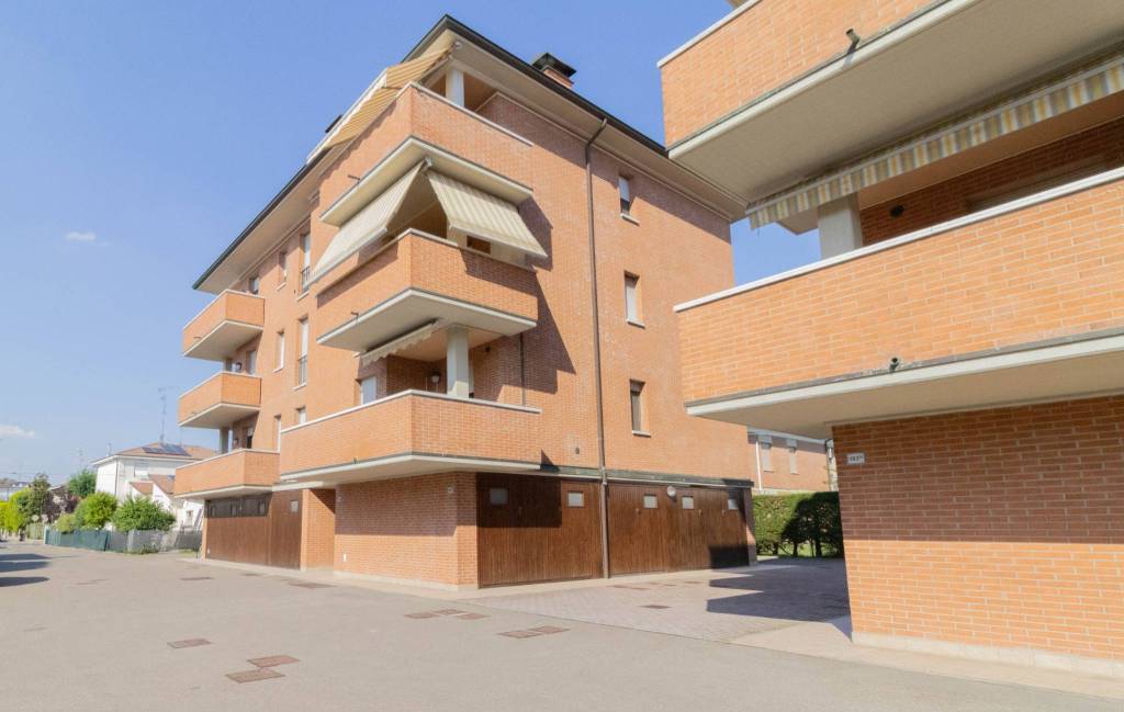 appartamento in vendita a Carpi in zona Centro Storico