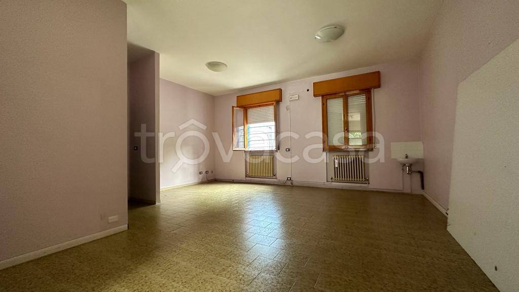 locale di sgombero in vendita a Carpi in zona San Marino
