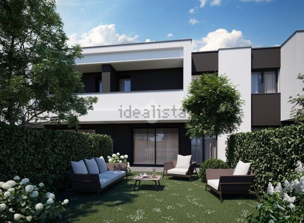 casa indipendente in vendita a Carpi in zona Centro Storico