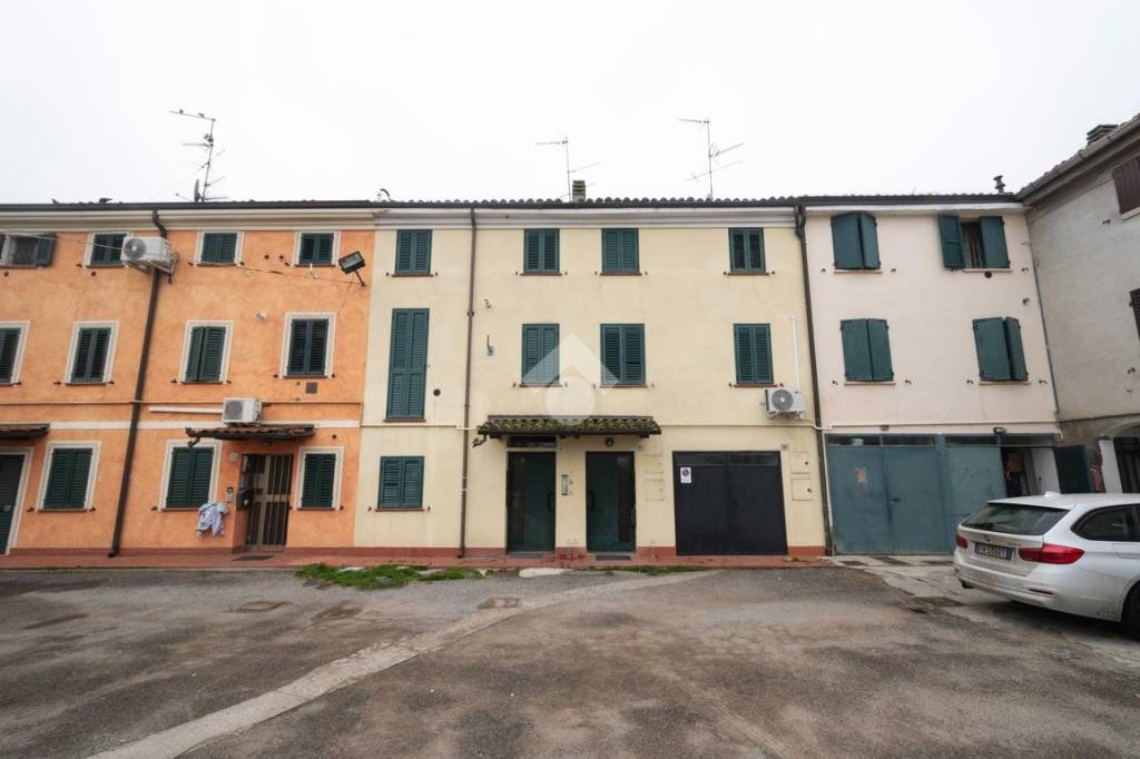 appartamento in vendita a Carpi in zona Budrione