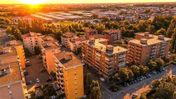 appartamento in vendita a Carpi in zona Centro Storico
