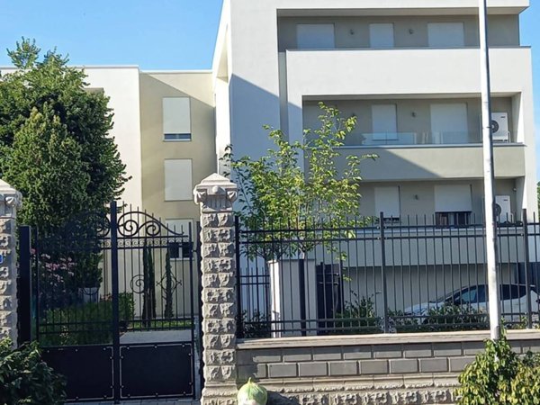 appartamento in vendita a Carpi in zona Centro Storico