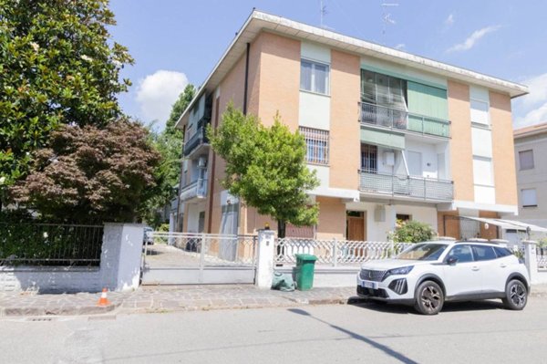 appartamento in vendita a Carpi in zona Centro Storico
