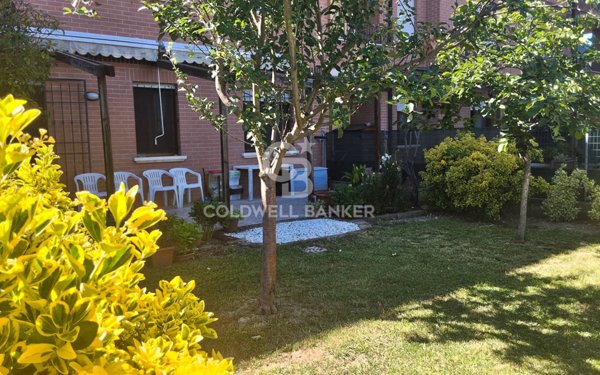 appartamento in vendita a Carpi in zona Cortile
