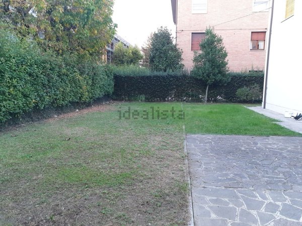 casa indipendente in vendita a Carpi
