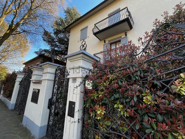 casa semindipendente in vendita a Carpi in zona Cibeno Pile