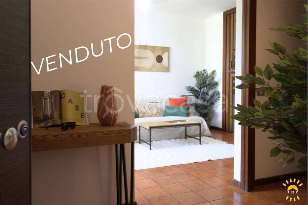 appartamento in vendita a Carpi in zona Centro Storico