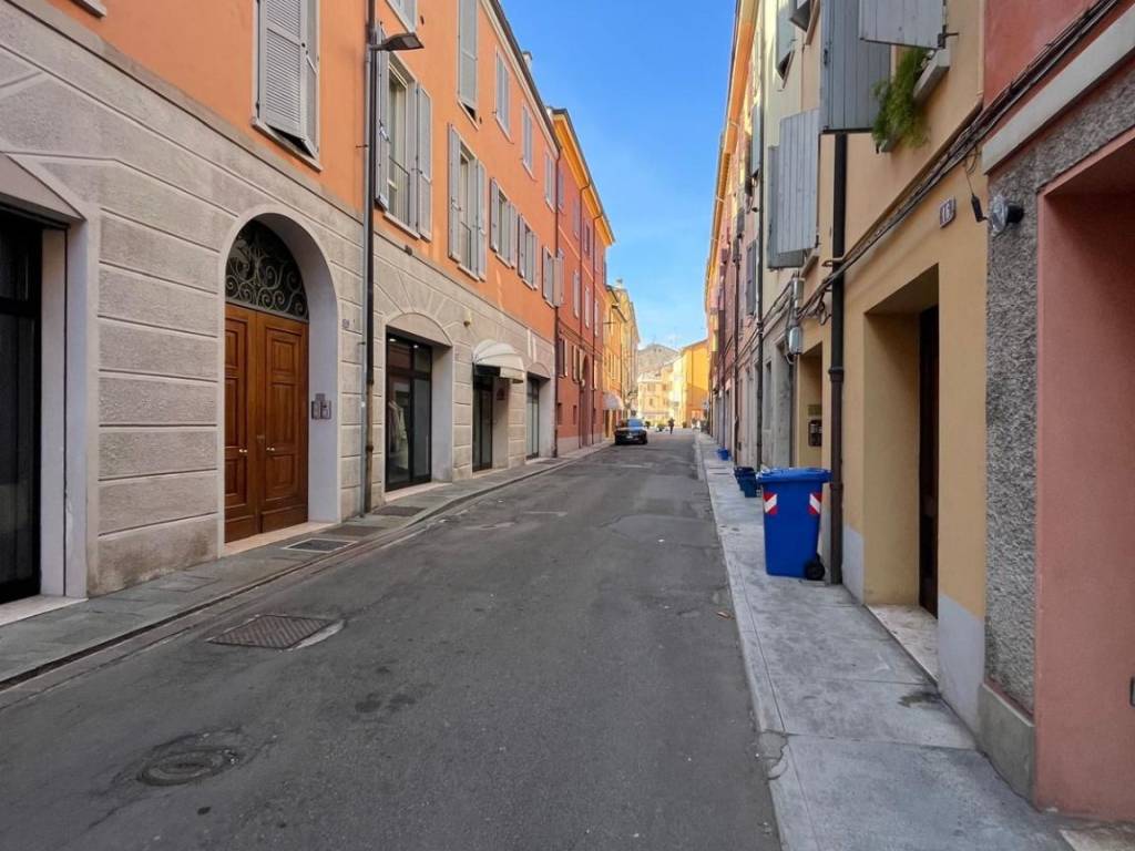 negozio in vendita a Carpi in zona Centro Storico