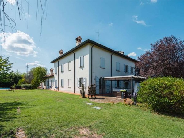 casa indipendente in vendita a Carpi