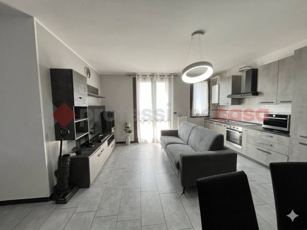 appartamento in vendita a Carpi in zona Cortile
