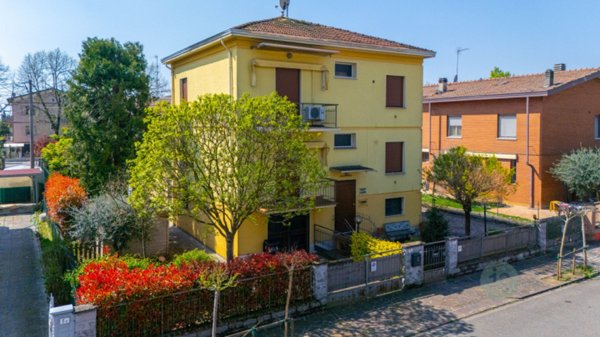 casa indipendente in vendita a Carpi in zona San Marino