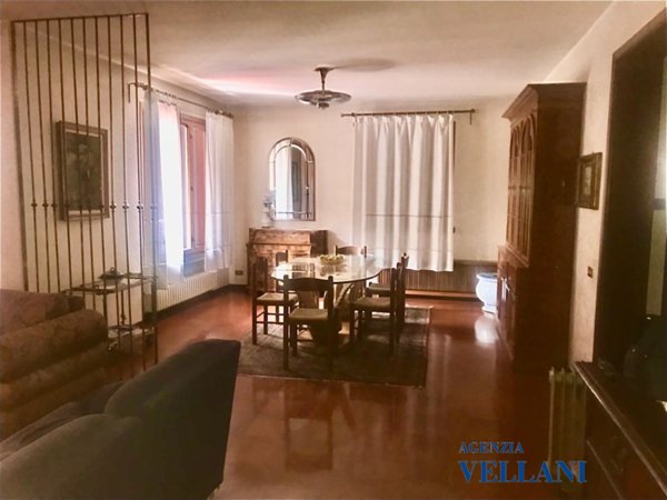 casa indipendente in vendita a Carpi in zona Cibeno Pile