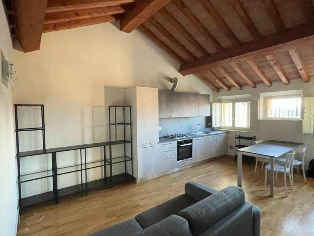 appartamento in vendita a Carpi in zona Centro Storico