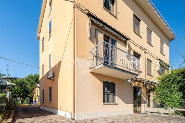 casa indipendente in vendita a Carpi in zona San Marino