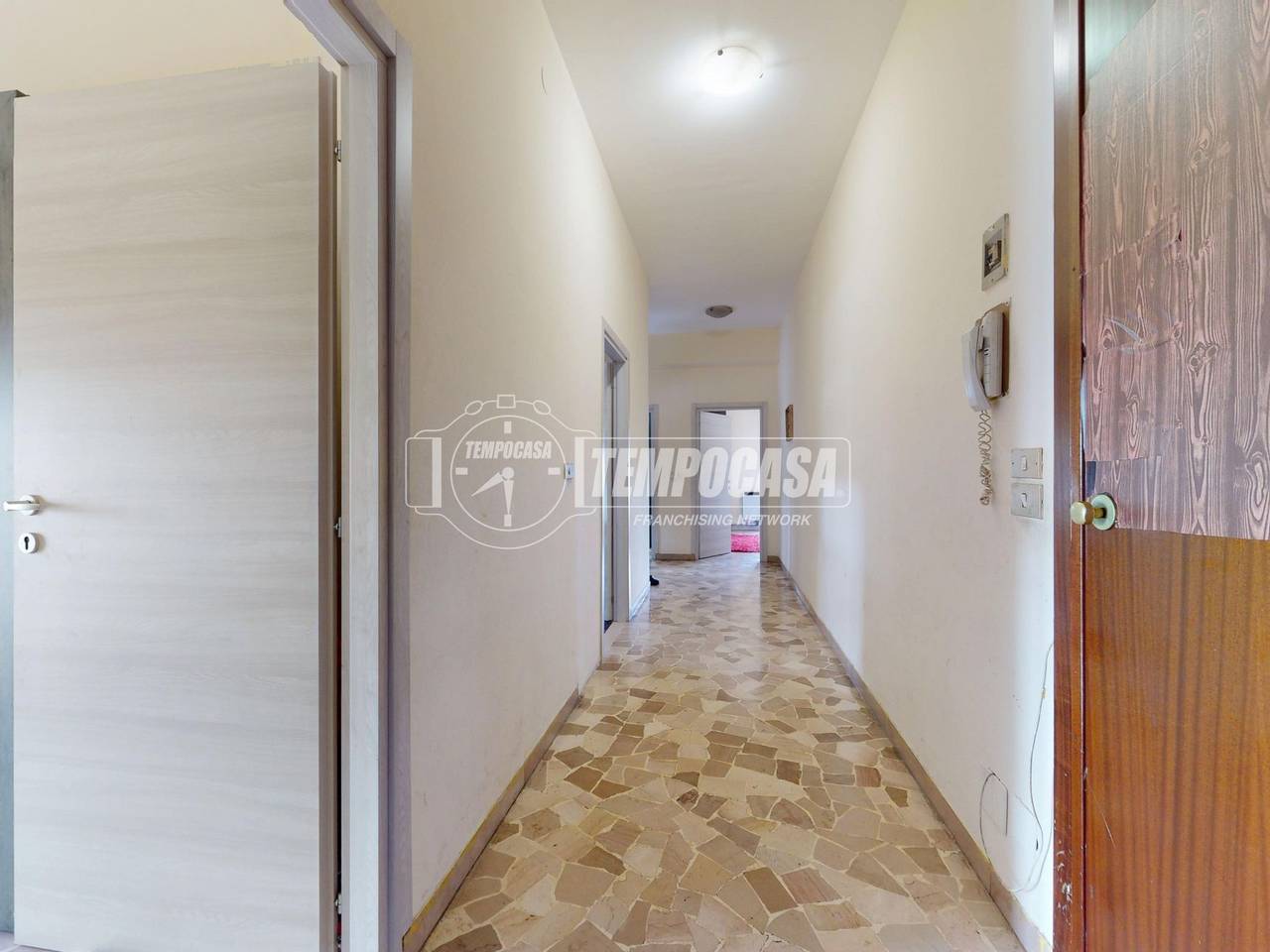 appartamento in vendita a Carpi in zona Centro Storico