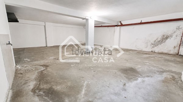 casa indipendente in vendita a Carpi in zona Centro Storico