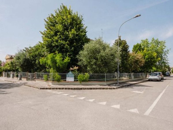 casa indipendente in vendita a Carpi in zona Fossoli