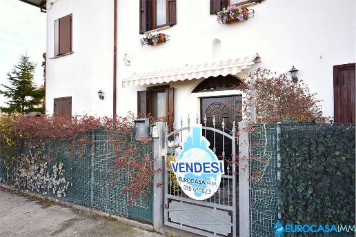 appartamento in vendita a Carpi in zona Budrione