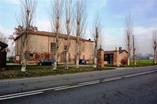 casa indipendente in vendita a Carpi in zona Santa Croce