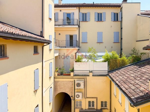 appartamento in vendita a Carpi in zona Centro Storico