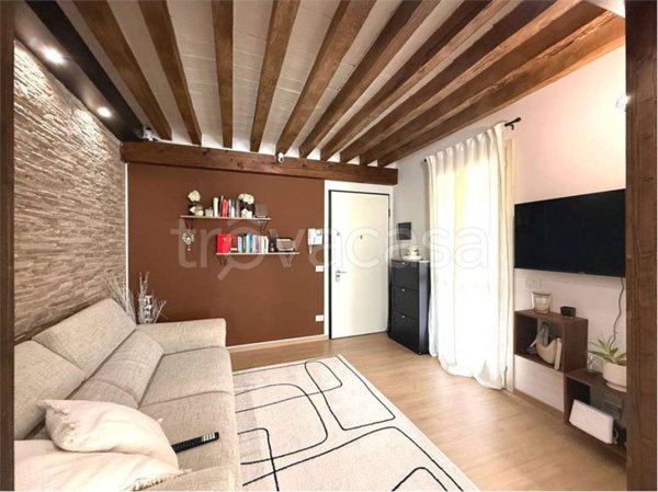 appartamento in vendita a Carpi in zona Centro Storico