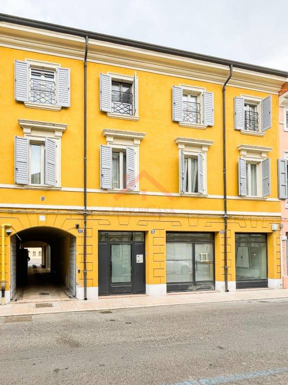 appartamento in vendita a Carpi in zona Centro Storico