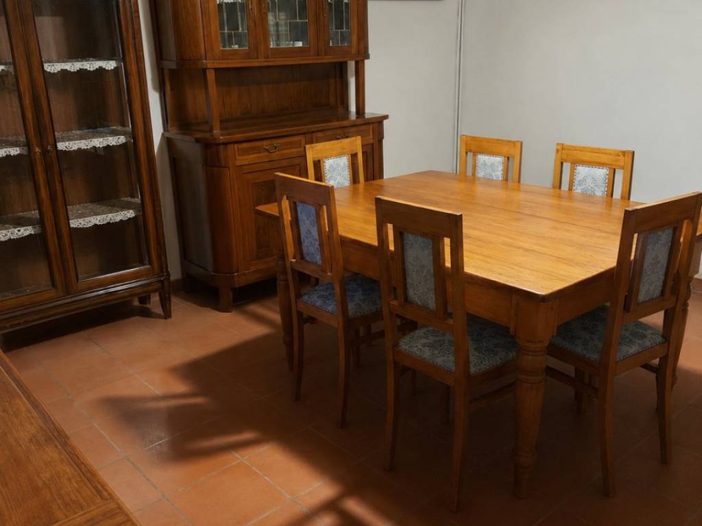 casa indipendente in vendita a Carpi in zona Centro Storico