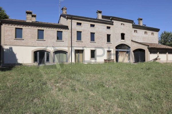 casa indipendente in vendita a Carpi in zona San Marino