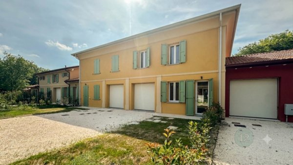 casa indipendente in vendita a Carpi in zona Santa Croce