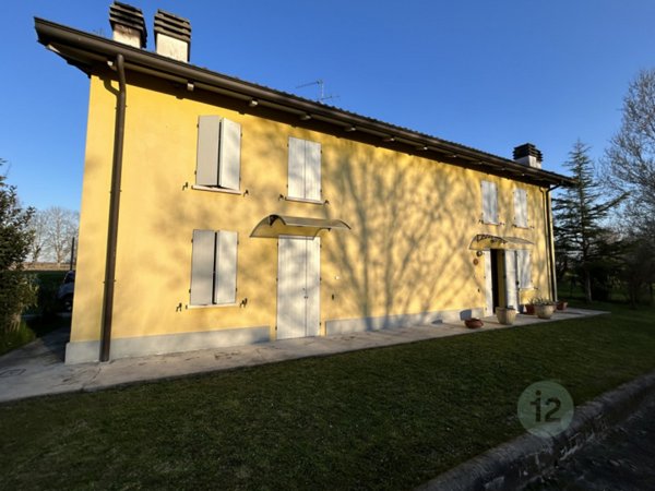 casa indipendente in vendita a Carpi