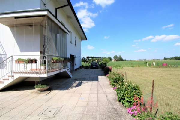 casa indipendente in vendita a Carpi in zona San Marino