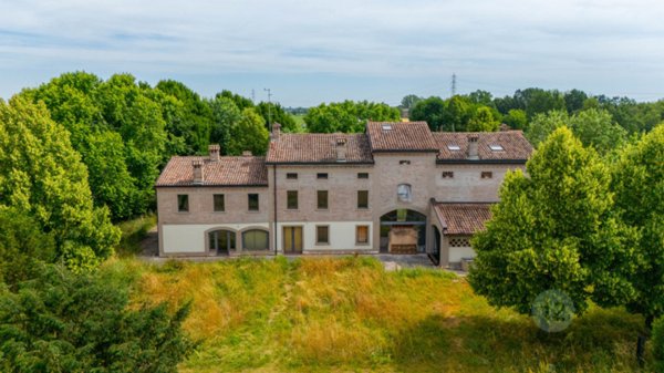 casa indipendente in vendita a Carpi in zona San Marino