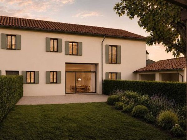 casa indipendente in vendita a Carpi