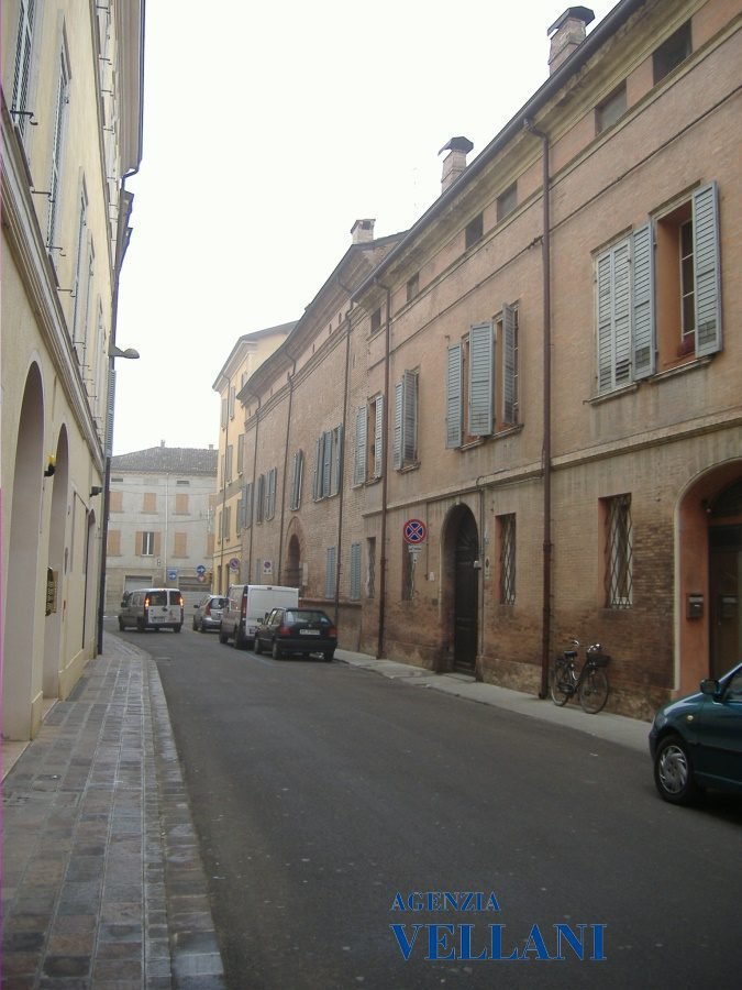 appartamento in vendita a Carpi in zona Centro Storico