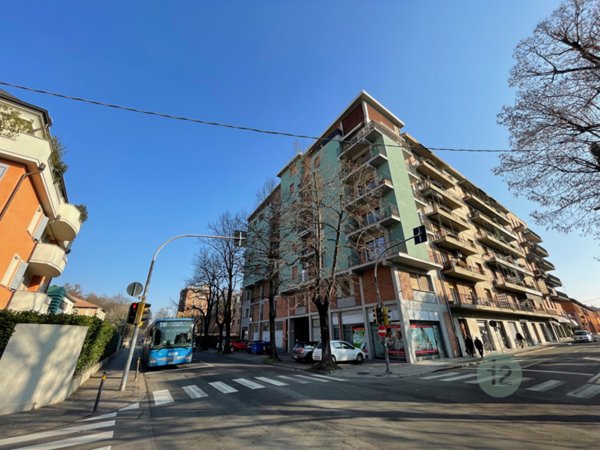 appartamento in vendita a Carpi in zona Centro Storico