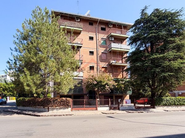 appartamento in vendita a Carpi in zona Cibeno Pile