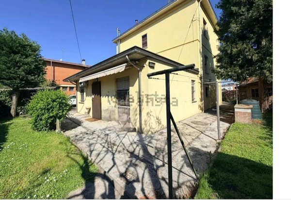 casa indipendente in vendita a Carpi in zona San Marino