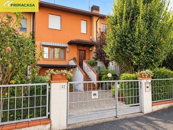 casa indipendente in vendita a Carpi in zona Santa Croce