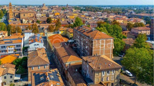 appartamento in vendita a Carpi in zona Centro Storico