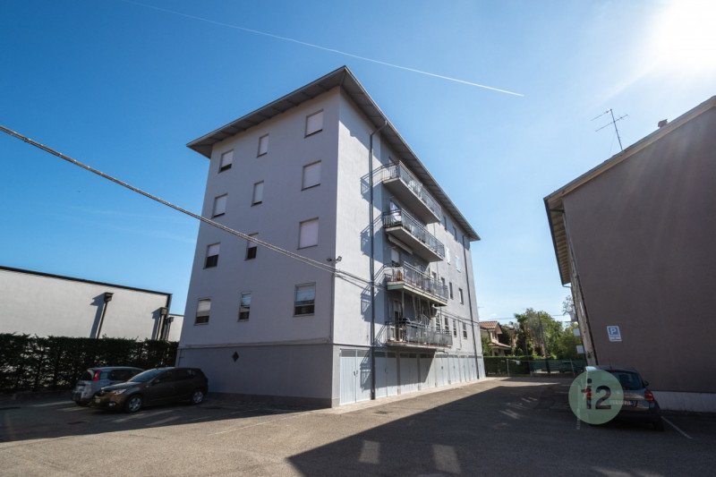 appartamento in vendita a Carpi in zona Cibeno Pile