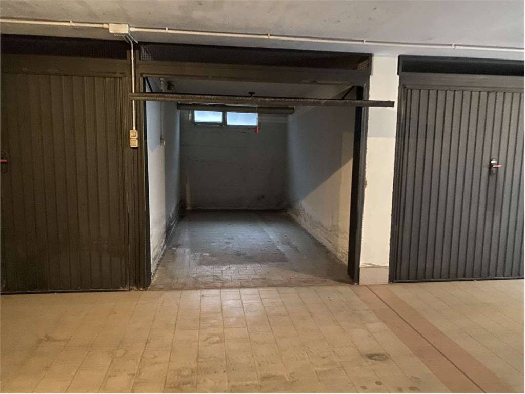 box auto in vendita a Carpi in zona Quartirolo