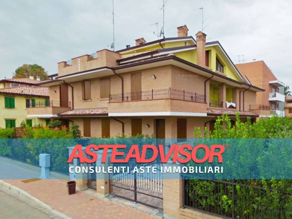 casa indipendente in vendita a Carpi